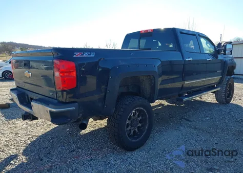 2015 Chevrolet Silverado 2500Hd Ltz from USA, damaged, VIN 1GC1KWE88FF122983